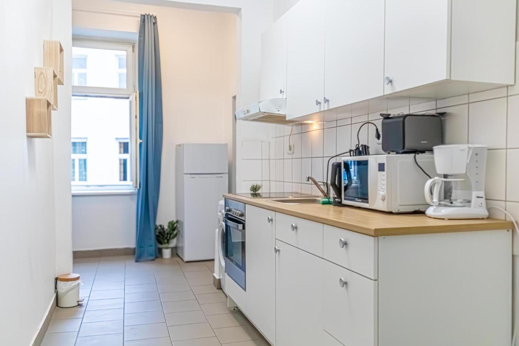 Basic 2Br Apt Perfectly Connected&Well Positioned Viena Exterior foto
